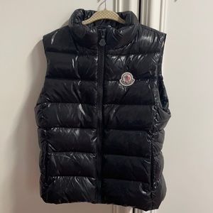 Moncler kids puffer vest (Ghanny puffer gilet). Size 8. 100% authentic.